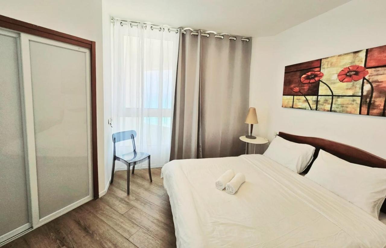 Go To Apartments In Leonardo بات يام المظهر الخارجي الصورة