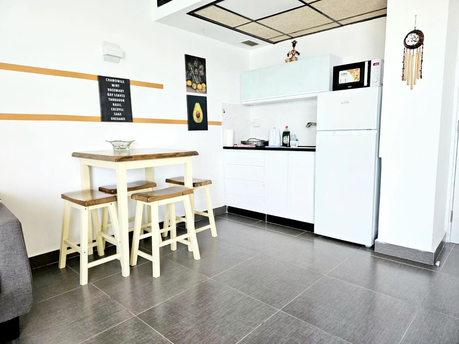 Go To Apartments In Leonardo بات يام المظهر الخارجي الصورة