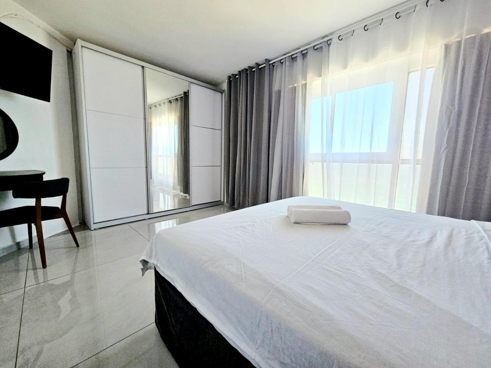 Go To Apartments In Leonardo بات يام المظهر الخارجي الصورة