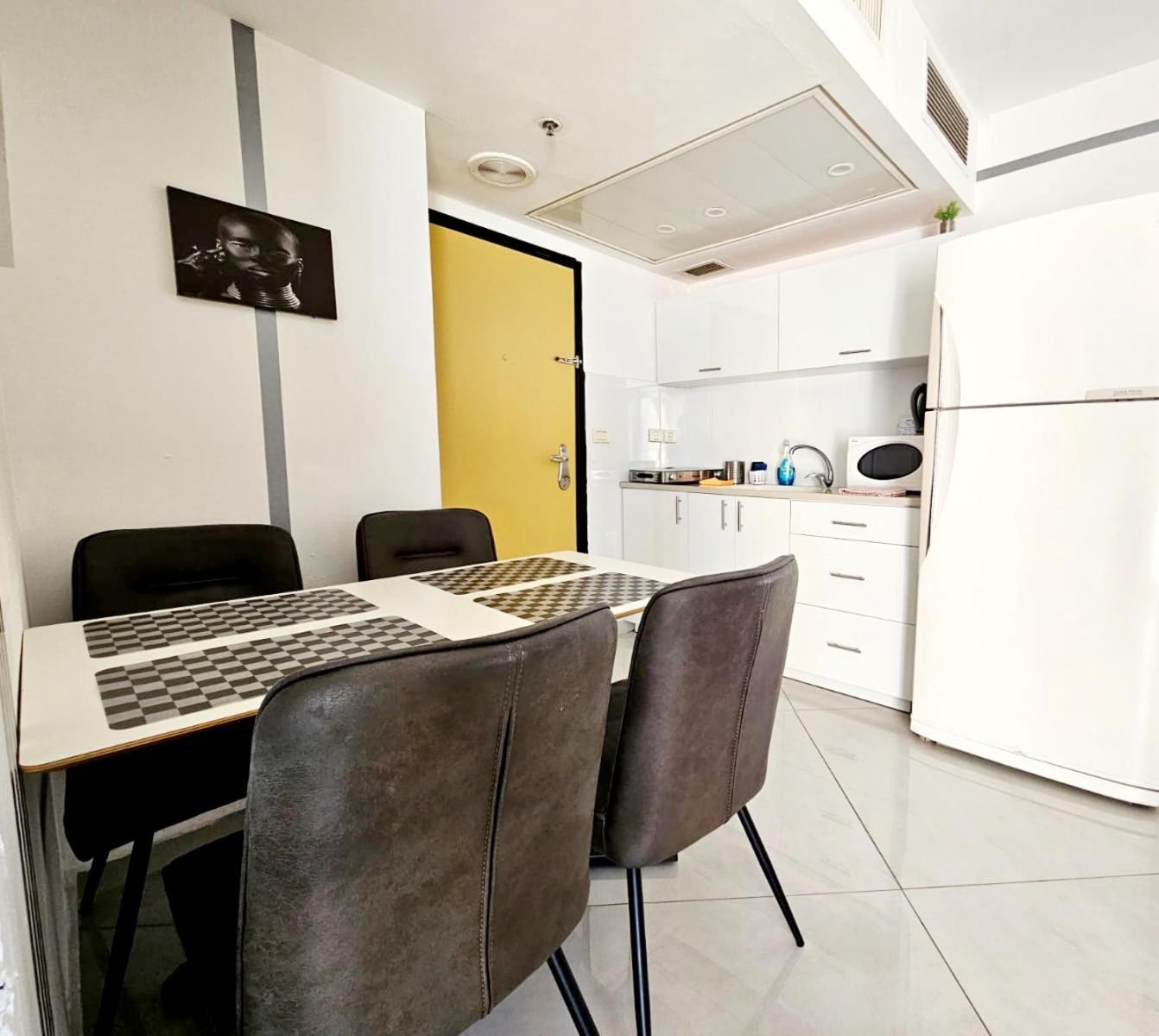 Go To Apartments In Leonardo بات يام المظهر الخارجي الصورة